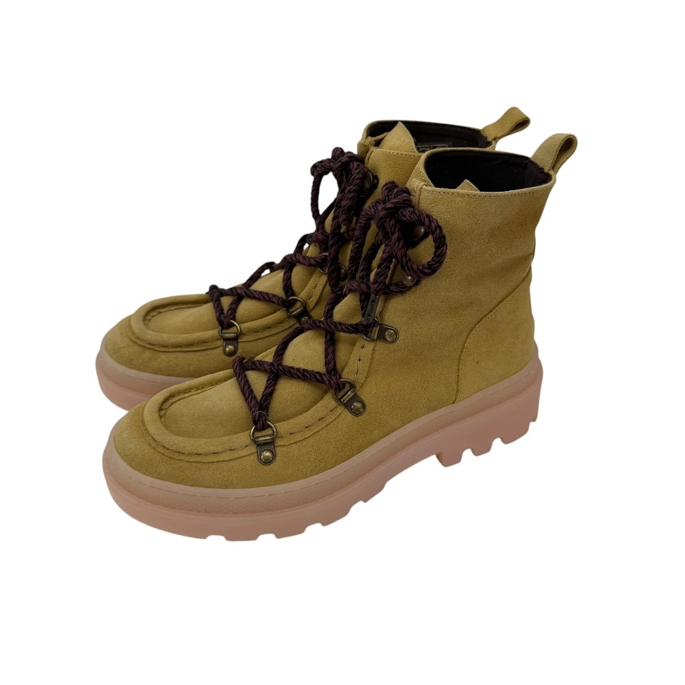 NEW Free People Naguisa Pine Pass Hiker Boot Vanilla Suede Lug Sole Size 37 EU - Picture 4 of 9